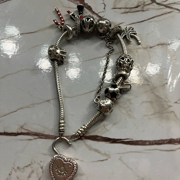 Pandora bracelets bundle - Picture 9 of 10
